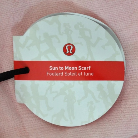 NWT JWMG PINK LULULEMON SUN TO MOON SCARF WRAP - Picture 5 of 7